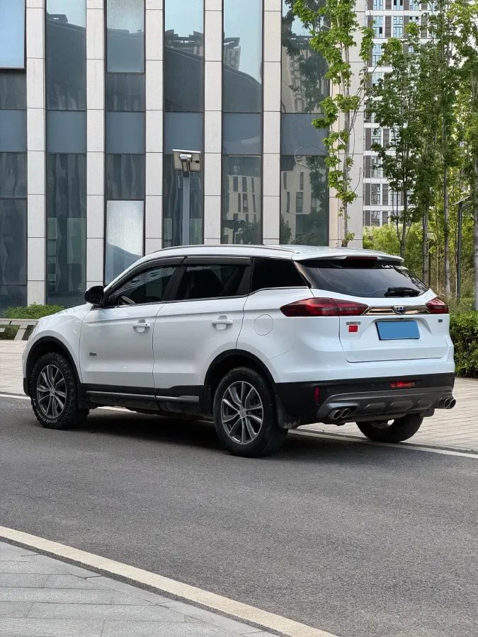 2020 Roewe i6 1.5T 169HP L4 7DCT,autocango,china used car exporter,china ev exporter,chinese used car exporter,chinese used ev exporter