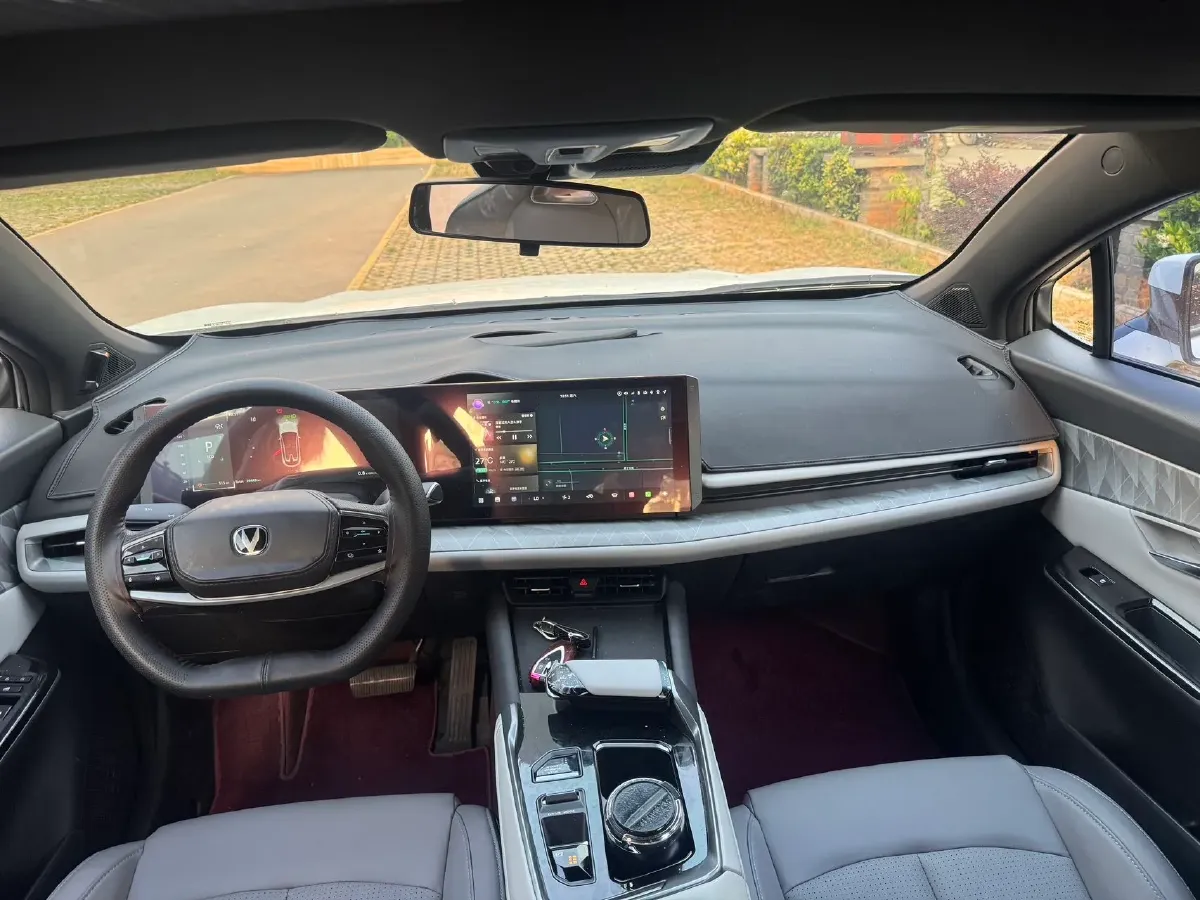 2023 ChangAn UNI-T 1.5T 188HP L4 7DCT,autocango,china used car exporter,china ev exporter,chinese used car exporter,chinese used ev exporter