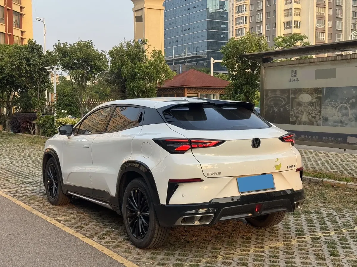 2023 ChangAn UNI-T 1.5T 188HP L4 7DCT,autocango,china used car exporter,china ev exporter,chinese used car exporter,chinese used ev exporter