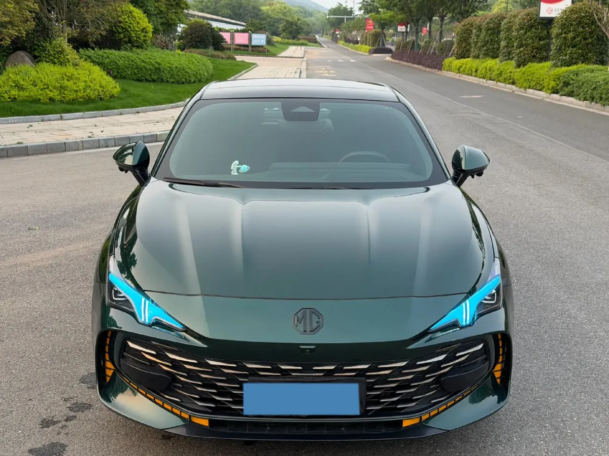 2023 MG 7 2.0T 261HP L4 9AT,autocango,china used car exporter,china ev exporter,chinese used car exporter,chinese used ev exporter