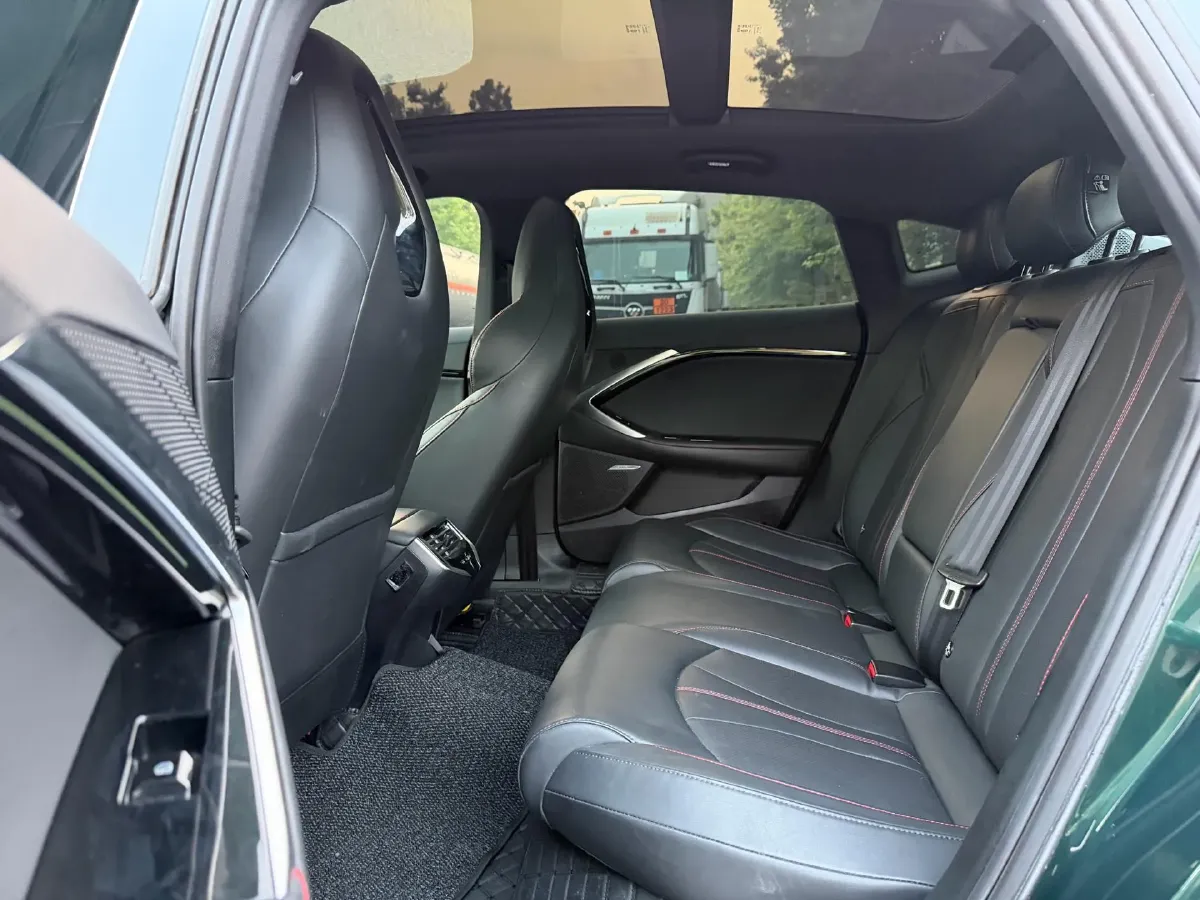 2023 MG 7 2.0T 261HP L4 9AT,autocango,china used car exporter,china ev exporter,chinese used car exporter,chinese used ev exporter