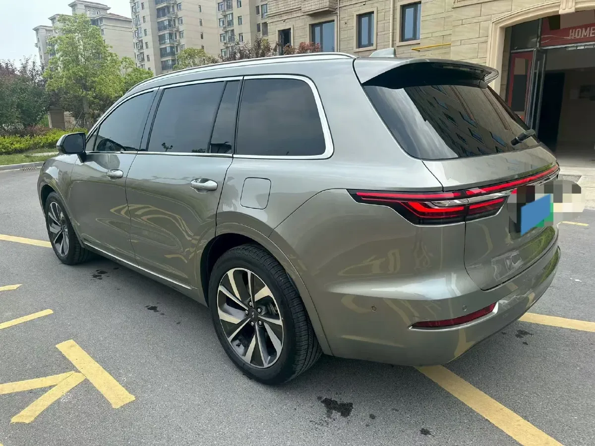 2021 Li ONE Range Extended 131HP REEV 40.5KWH,autocango,china used car exporter,china ev exporter,chinese used car exporter,chinese used ev exporter