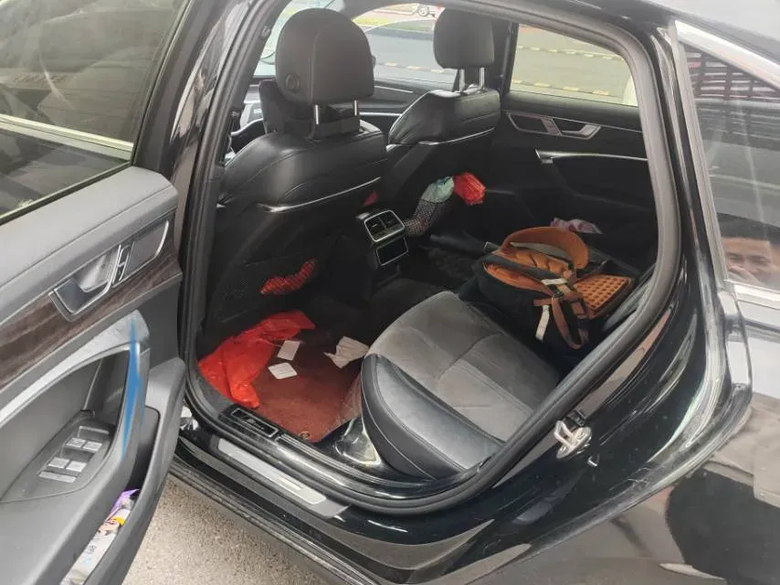 2023 Audi A6L 2.0T 245HP L4 7DCT,autocango,china used car exporter,china ev exporter,chinese used car exporter,chinese used ev exporter