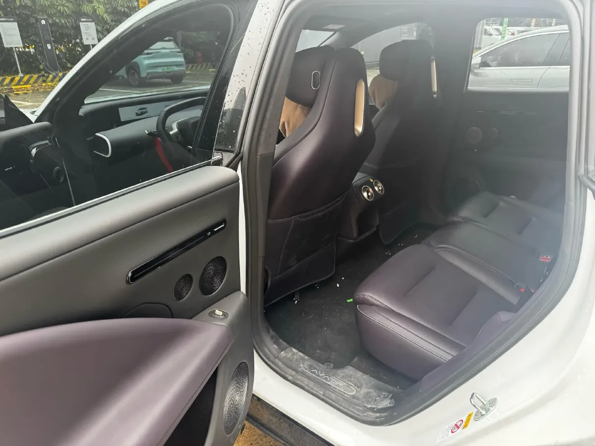 2024 Avatr 07 1.5T 156HP L4 REEV 39.05KWH,autocango,china used car exporter,china ev exporter,chinese used car exporter,chinese used ev exporter