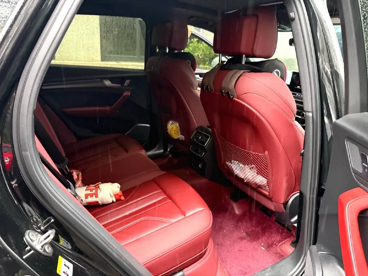 2024 Audi Q5L 2.0T 245HP L4 7DCT,autocango,china used car exporter,china ev exporter,chinese used car exporter,chinese used ev exporter