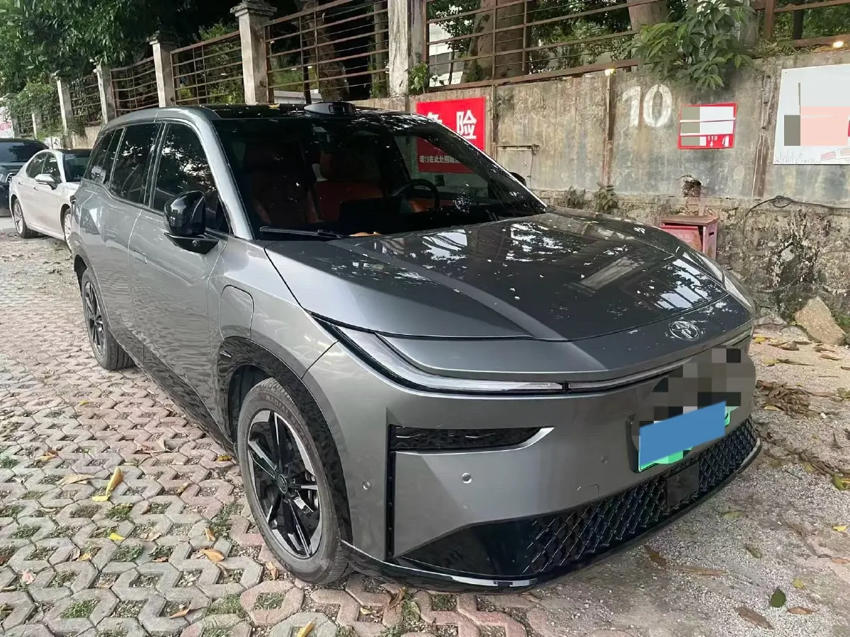 2025 Toyota BZ3X BEV 58.37KWH,autocango,china used car exporter,china ev exporter,chinese used car exporter,chinese used ev exporter