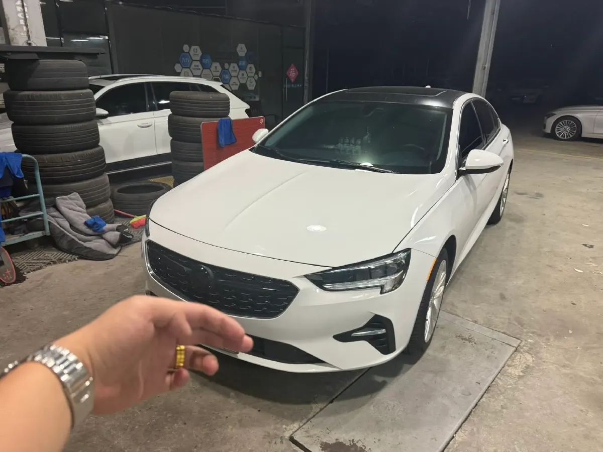 2022 Buick Regal 2.0T 237HP L4 9AT,autocango,china used car exporter,china ev exporter,chinese used car exporter,chinese used ev exporter