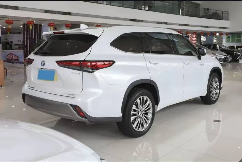 2022 Toyota Highlander 2.5L 192HP L4 E-CVT Hybrid,autocango,china used car exporter,china ev exporter,chinese used car exporter,chinese used ev exporter