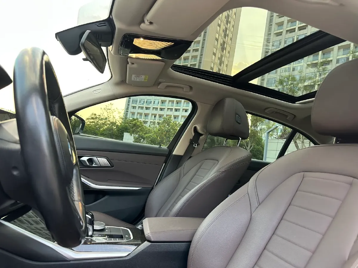 2021 BMW 3 Series 2.0T 184HP L4 8AT,autocango,china used car exporter,china ev exporter,chinese used car exporter,chinese used ev exporter