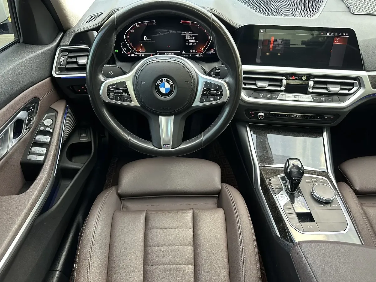 2021 BMW 3 Series 2.0T 184HP L4 8AT,autocango,china used car exporter,china ev exporter,chinese used car exporter,chinese used ev exporter
