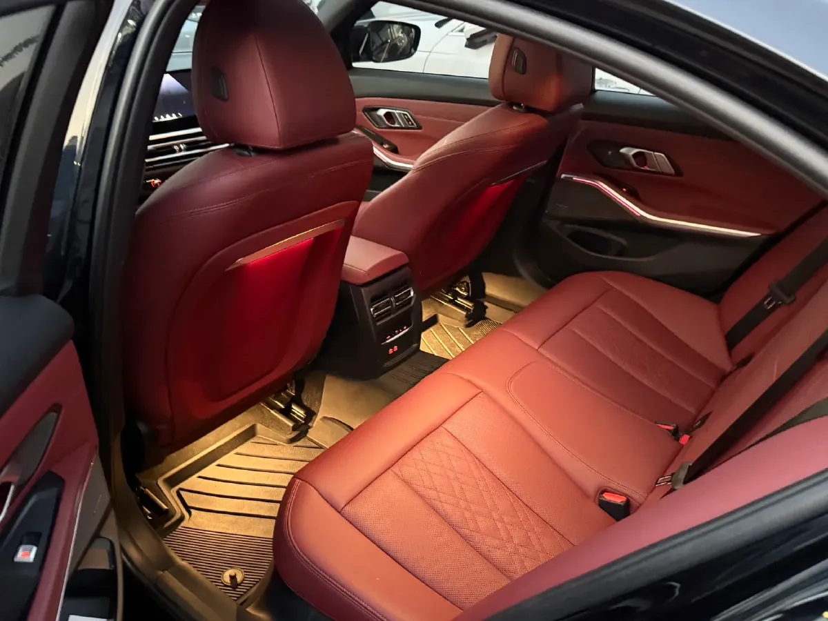 2024 BMW 3 Series 2.0T 184HP L4 8AT,autocango,china used car exporter,china ev exporter,chinese used car exporter,chinese used ev exporter