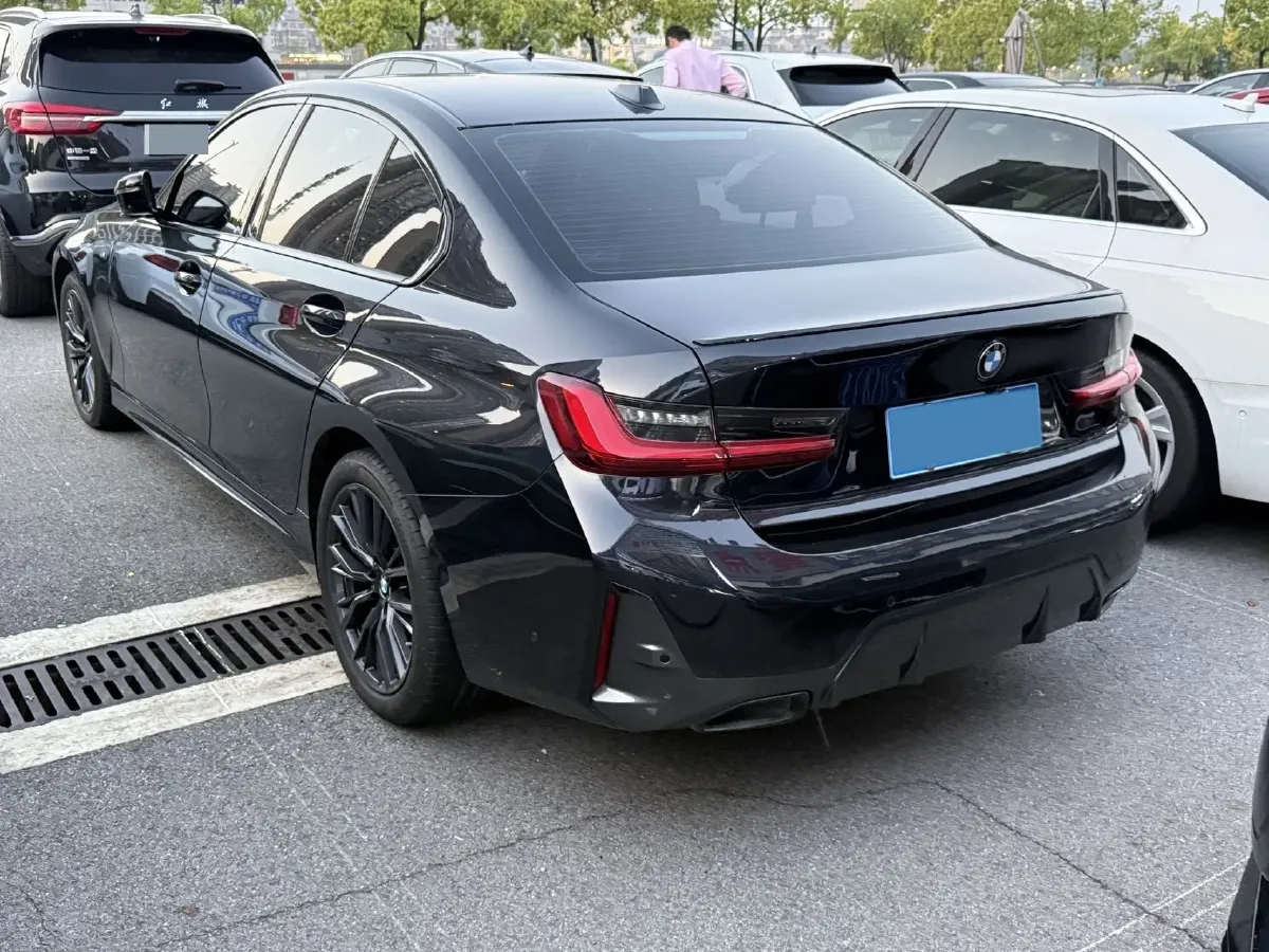 2024 BMW 3 Series 2.0T 184HP L4 8AT,autocango,china used car exporter,china ev exporter,chinese used car exporter,chinese used ev exporter