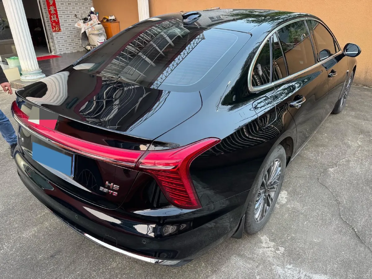 2024 HongQi H5 1.5T 169HP L4 7DCT,autocango,china used car exporter,china ev exporter,chinese used car exporter,chinese used ev exporter