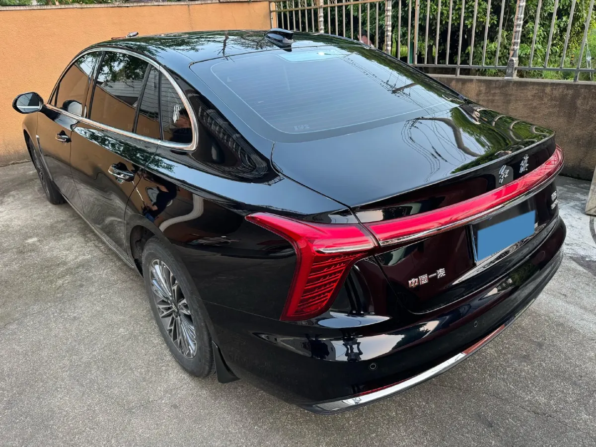 2024 HongQi H5 1.5T 169HP L4 7DCT,autocango,china used car exporter,china ev exporter,chinese used car exporter,chinese used ev exporter