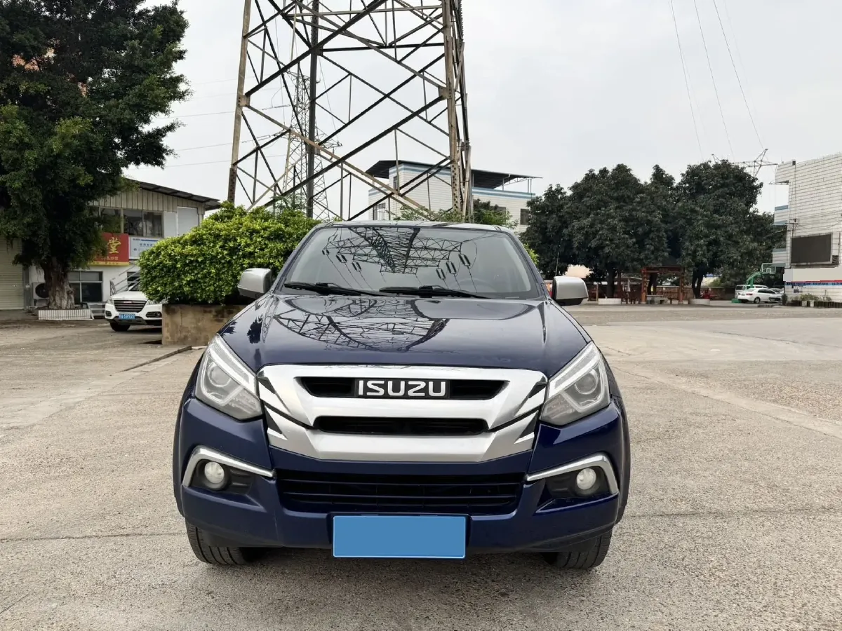 2020 Mitsubishi Outlander 2.4L 192HP L4 CVT,autocango,china used car exporter,china ev exporter,chinese used car exporter,chinese used ev exporter