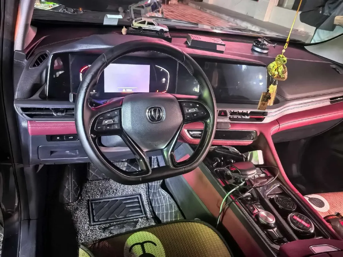 2022 ChangAn CS75 Plus 1.5T 178HP L4 6AT,autocango,china used car exporter,china ev exporter,chinese used car exporter,chinese used ev exporter