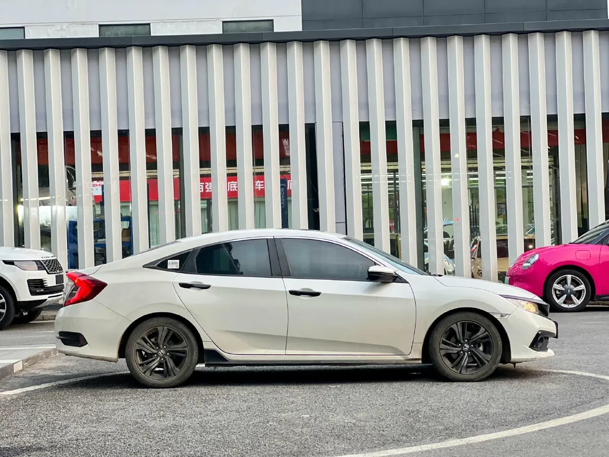 2019 Honda Civic 1.5T 177HP L4 CVT,autocango,china used car exporter,china ev exporter,chinese used car exporter,chinese used ev exporter