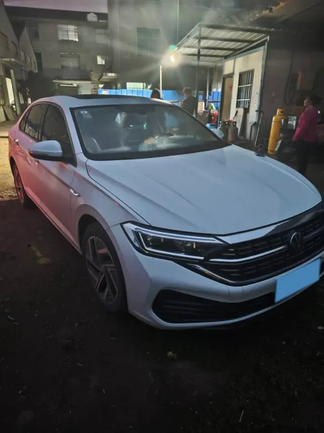 2023 Volkswagen Sagitar 1.5T 160HP L4 7DCT,autocango,china used car exporter,china ev exporter,chinese used car exporter,chinese used ev exporter