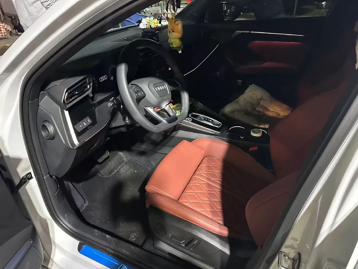 2025 Audi A3 1.5T 160HP L4 7DCT,autocango,china used car exporter,china ev exporter,chinese used car exporter,chinese used ev exporter