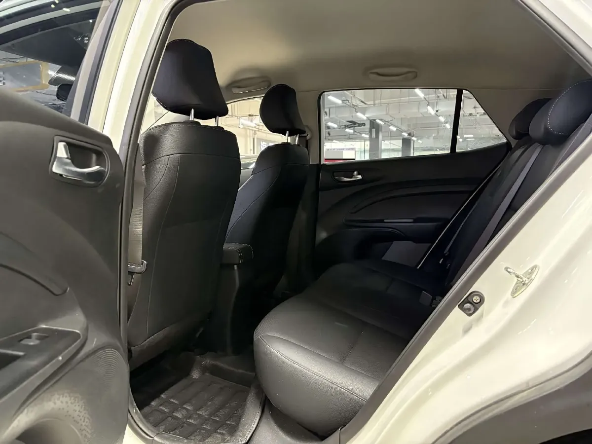 2021 Kia KX1 1.4L 100HP L4 6AT,autocango,china used car exporter,china ev exporter,chinese used car exporter,chinese used ev exporter