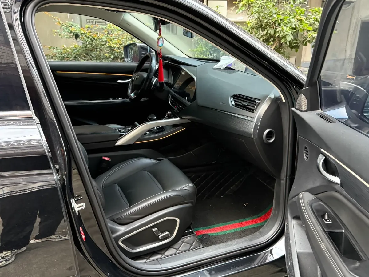 2020 Geely Tugella 2.0T 238HP L4 8AT,autocango,china used car exporter,china ev exporter,chinese used car exporter,chinese used ev exporter