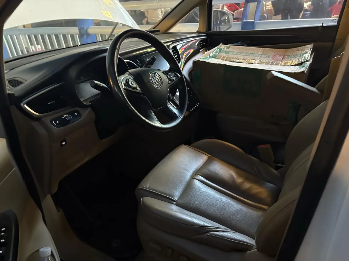 2018 Buick GL8 2.0T 260HP L4 6AT,autocango,china used car exporter,china ev exporter,chinese used car exporter,chinese used ev exporter