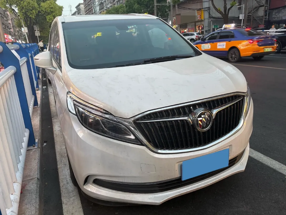 2018 Buick GL8 2.0T 260HP L4 6AT,autocango,china used car exporter,china ev exporter,chinese used car exporter,chinese used ev exporter