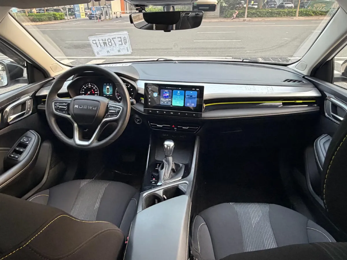 2021 Roewe i5 1.5L 120HP L4 CVT,autocango,china used car exporter,china ev exporter,chinese used car exporter,chinese used ev exporter