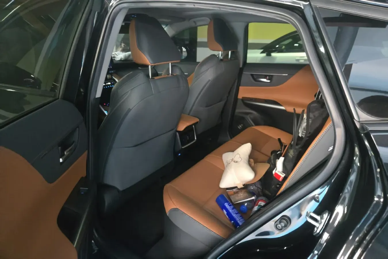 2022 Toyota Venza 2.5L 178HP L4 E-CVT Hybrid,autocango,china used car exporter,china ev exporter,chinese used car exporter,chinese used ev exporter