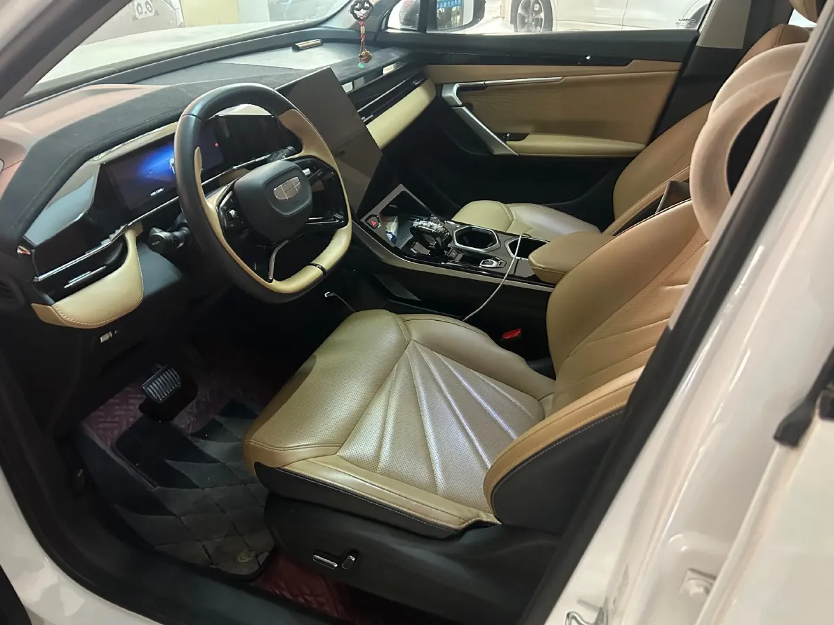 2023 Geely StarRay 1.5T 181HP L4 7DCT,autocango,china used car exporter,china ev exporter,chinese used car exporter,chinese used ev exporter