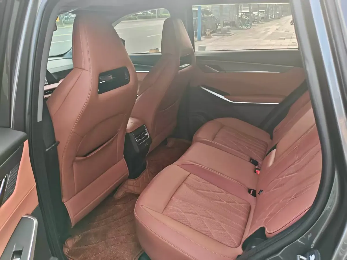 2024 ChangAn CS75 Plus 2.0T 233HP L4 8AT,autocango,china used car exporter,china ev exporter,chinese used car exporter,chinese used ev exporter