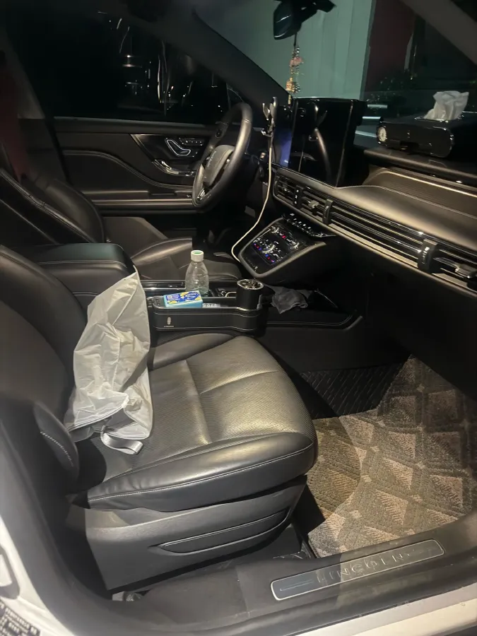 2022 Lincoln Corsair 2.0T 245HP L4 8AT,autocango,china used car exporter,china ev exporter,chinese used car exporter,chinese used ev exporter