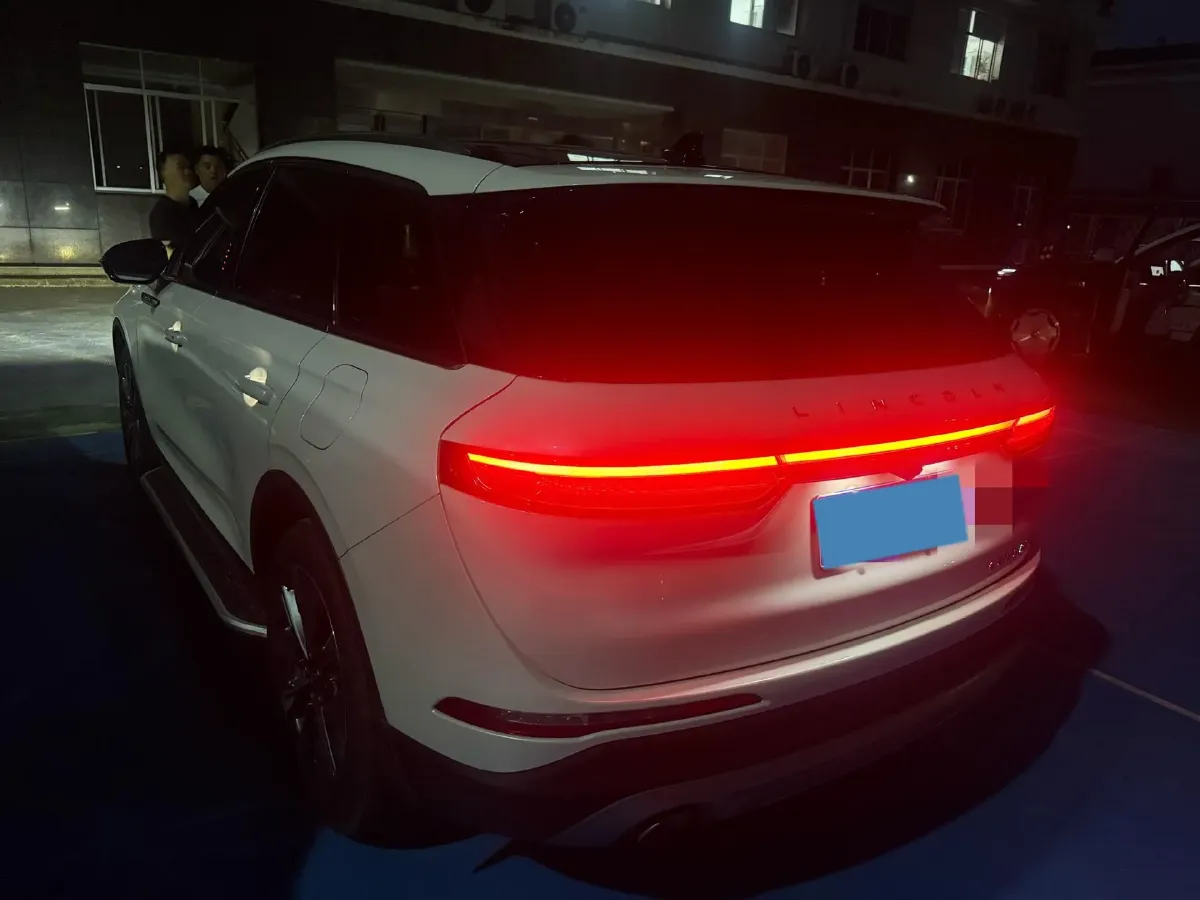 2022 Lincoln Corsair 2.0T 245HP L4 8AT,autocango,china used car exporter,china ev exporter,chinese used car exporter,chinese used ev exporter