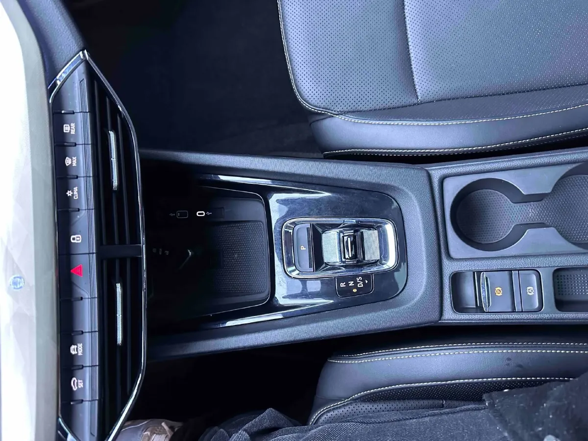 2022 Skoda Octavia 1.4T 150HP L4 7DCT,autocango,china used car exporter,china ev exporter,chinese used car exporter,chinese used ev exporter