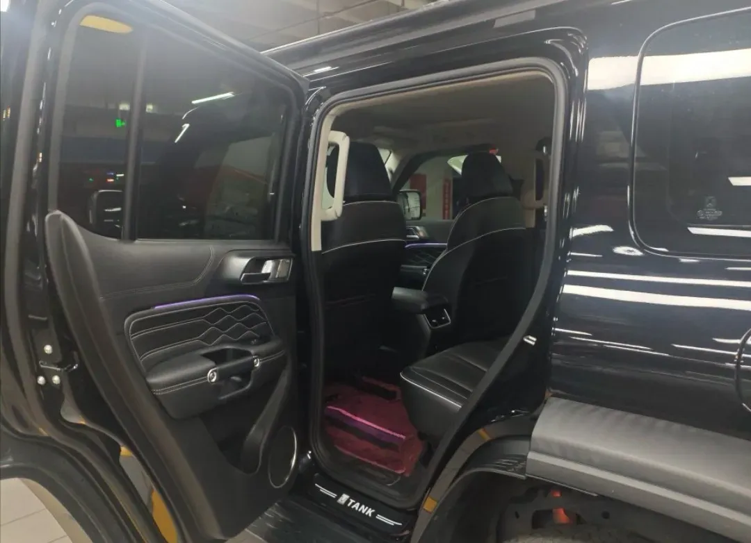 2021 Tank 300 2.0T 227HP L4 8AT,autocango,china used car exporter,china ev exporter,chinese used car exporter,chinese used ev exporter