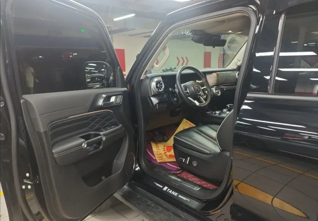 2021 Tank 300 2.0T 227HP L4 8AT,autocango,china used car exporter,china ev exporter,chinese used car exporter,chinese used ev exporter