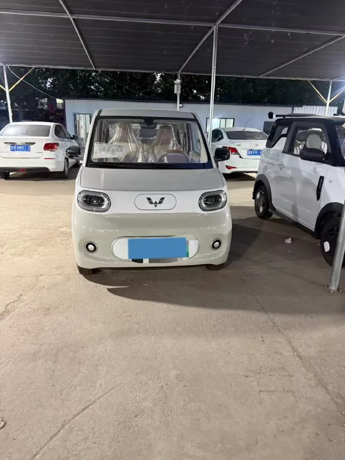 2024 WuLing HongGuang MINI EV BEV 17.3KWH,autocango,china used car exporter,china ev exporter,chinese used car exporter,chinese used ev exporter