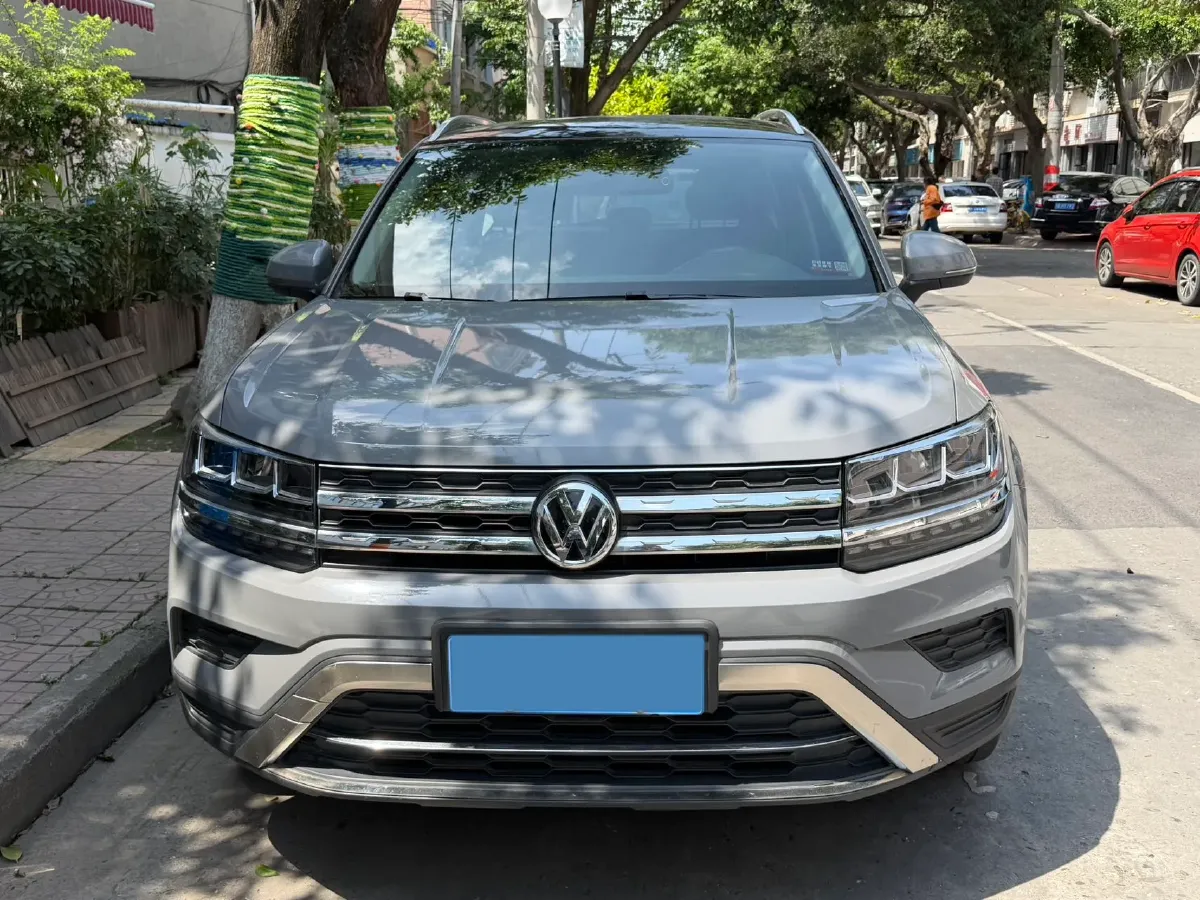 2019 Jeep Compass 1.4T 165HP L4 7DCT,autocango,china used car exporter,china ev exporter,chinese used car exporter,chinese used ev exporter