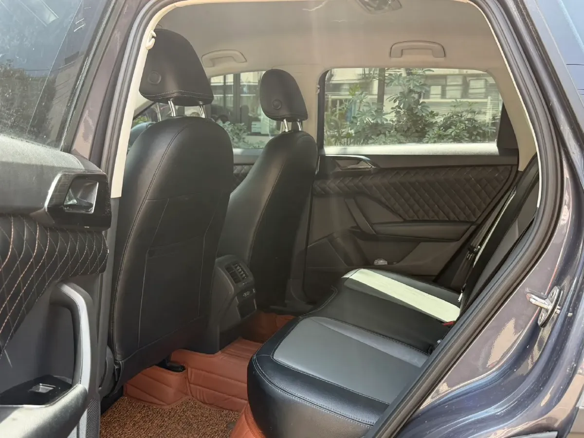 2019 Jeep Compass 1.4T 165HP L4 7DCT,autocango,china used car exporter,china ev exporter,chinese used car exporter,chinese used ev exporter