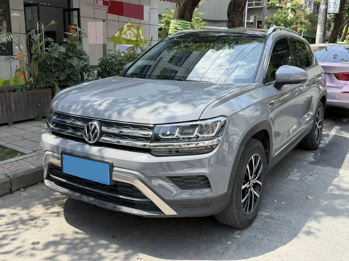 2019 Jeep Compass 1.4T 165HP L4 7DCT,autocango,china used car exporter,china ev exporter,chinese used car exporter,chinese used ev exporter