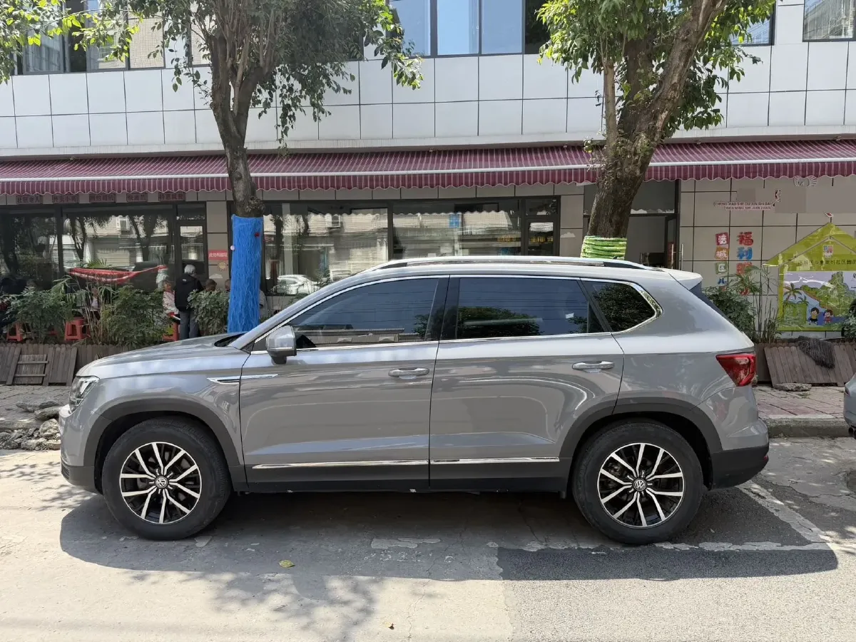2019 Jeep Compass 1.4T 165HP L4 7DCT,autocango,china used car exporter,china ev exporter,chinese used car exporter,chinese used ev exporter