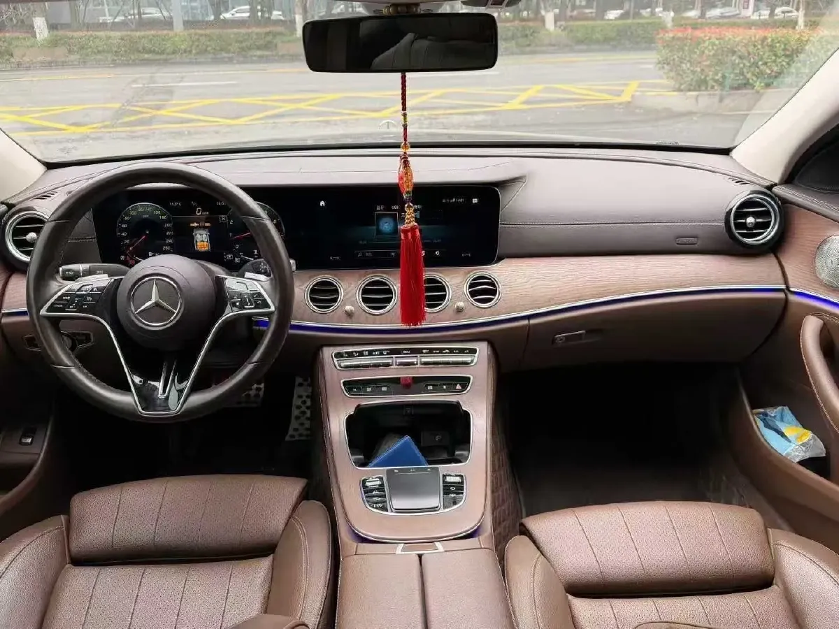 2023 Mercedes-Benz E Class 2.0T 258HP L4 9AT,autocango,china used car exporter,china ev exporter,chinese used car exporter,chinese used ev exporter