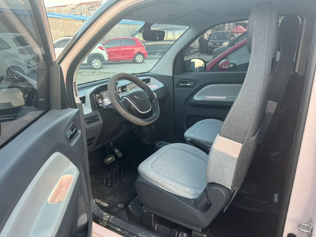 2022 WuLing HongGuang MINI EV BEV 9KWH,autocango,china used car exporter,china ev exporter,chinese used car exporter,chinese used ev exporter