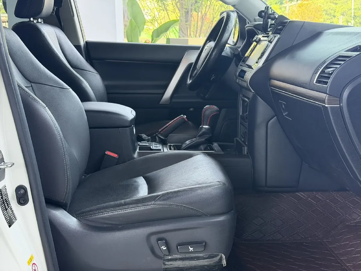 2019 Toyota Land Cruiser Prado 3.5L 280HP V6 6AT,autocango,china used car exporter,china ev exporter,chinese used car exporter,chinese used ev exporter