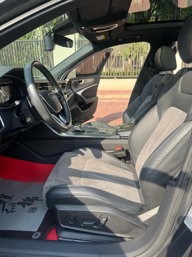 2020 Audi A6L 2.0T 224HP L4 7DCT,autocango,china used car exporter,china ev exporter,chinese used car exporter,chinese used ev exporter