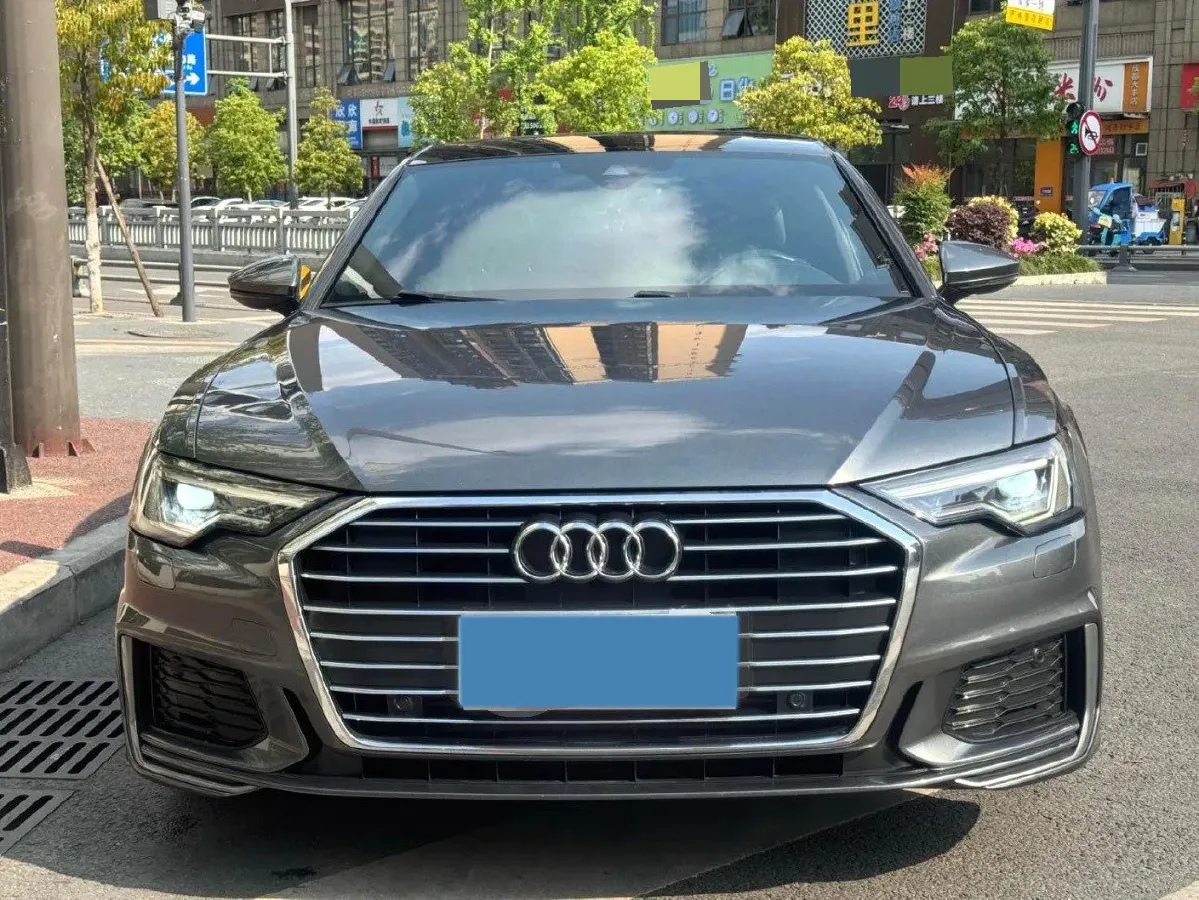 2020 Audi A6L 2.0T 224HP L4 7DCT,autocango,china used car exporter,china ev exporter,chinese used car exporter,chinese used ev exporter