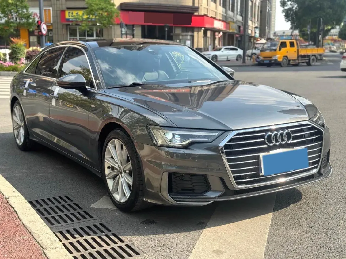 2020 Audi A6L 2.0T 224HP L4 7DCT,autocango,china used car exporter,china ev exporter,chinese used car exporter,chinese used ev exporter