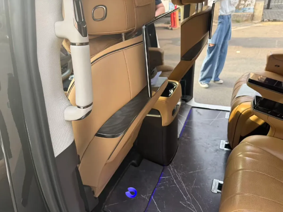 2024 Denza D9 1.5T 139HP L4 E-CVT PHEV 40KWH,autocango,china used car exporter,china ev exporter,chinese used car exporter,chinese used ev exporter