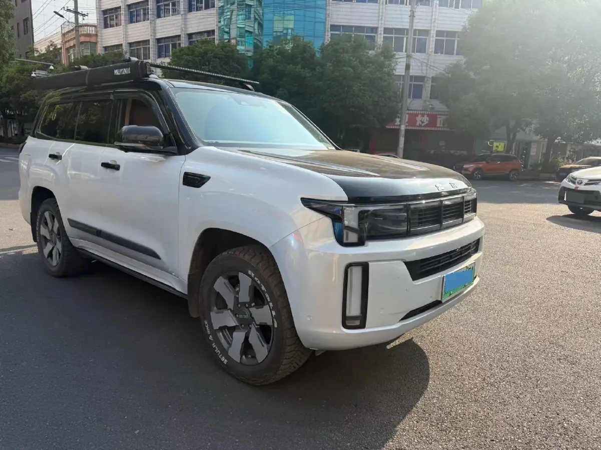 2024 Beijing BJ60 Thunder 1.5T 188HP L4 REEV 40.3KWH,autocango,china used car exporter,china ev exporter,chinese used car exporter,chinese used ev exporter