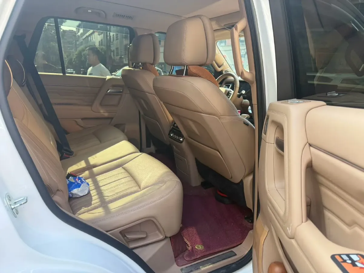 2024 Beijing BJ60 Thunder 1.5T 188HP L4 REEV 40.3KWH,autocango,china used car exporter,china ev exporter,chinese used car exporter,chinese used ev exporter